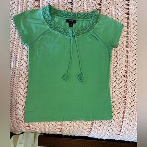 Chaps Light Jade Green Teeshirt with Crochet Trim and Tassels Size Small